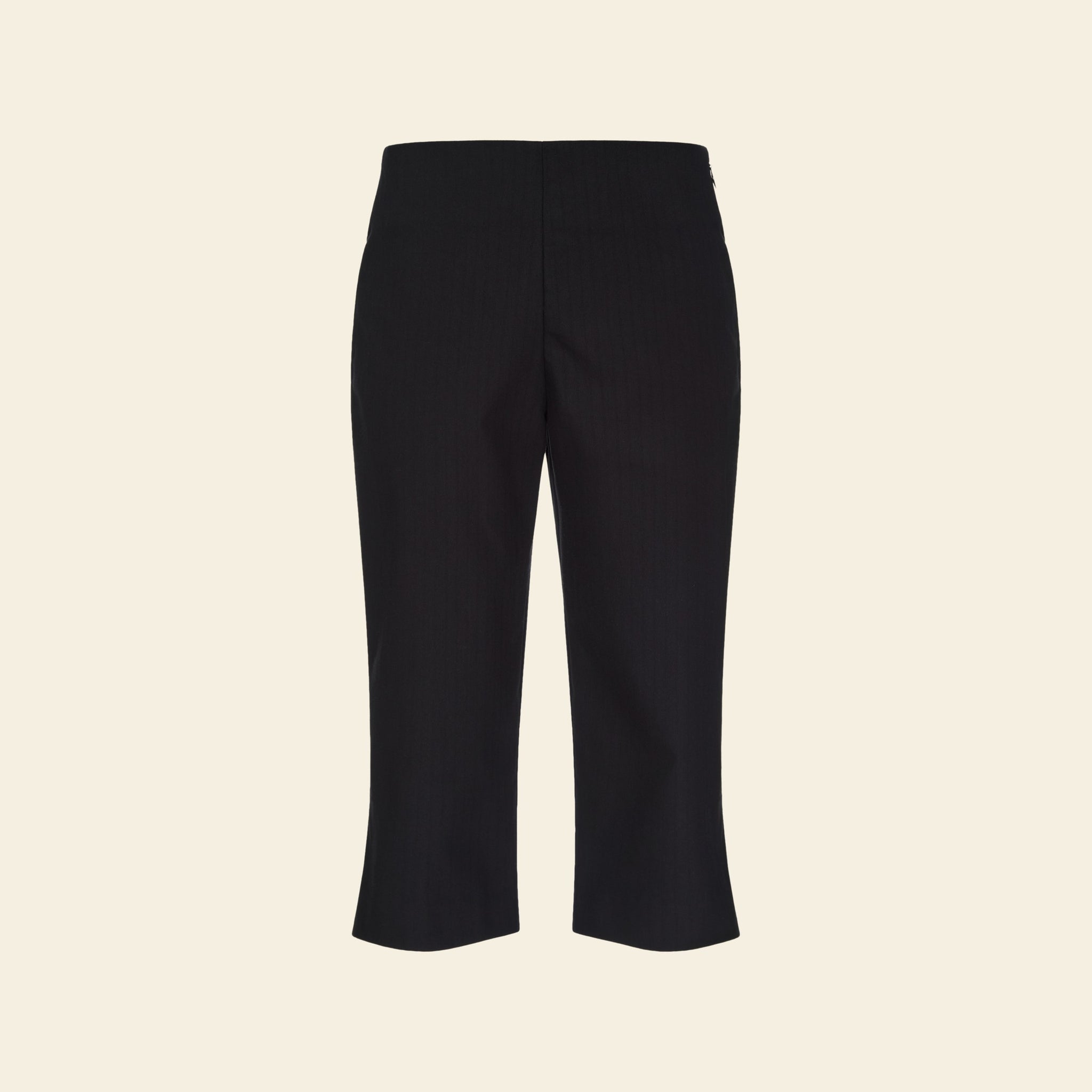 Calça Capri Preto — still 1