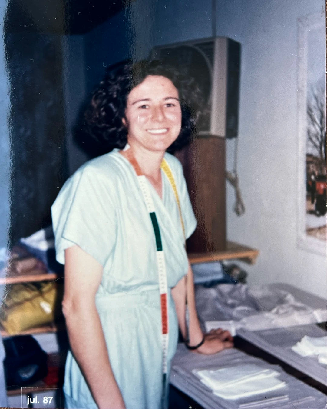 Lúcia Biazzi no ateliê em julho de 1987